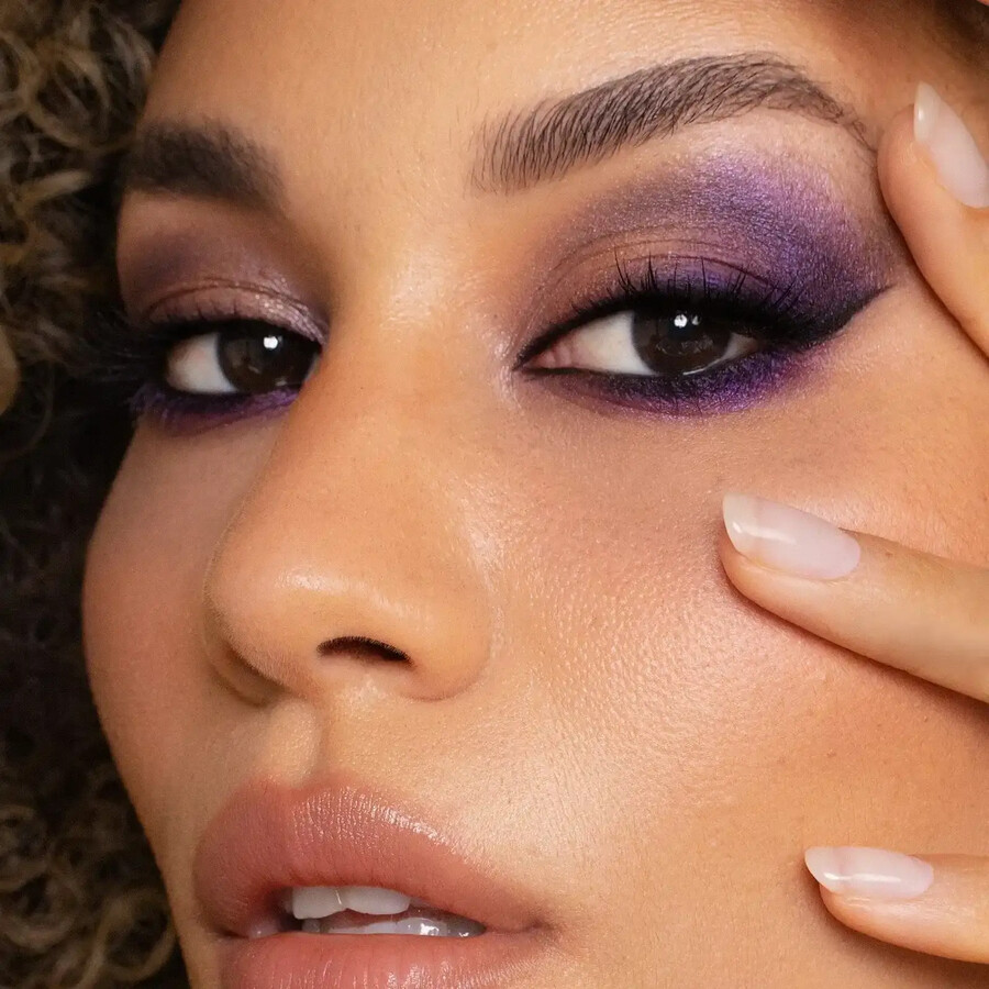 oasis collection - violet skies eyeshadow palette
